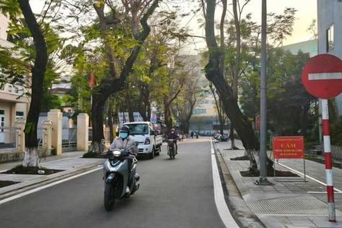 Cấm đỗ xe trên vỉa hè hàng loạt tuyến đường ở trung tâm TP Huế