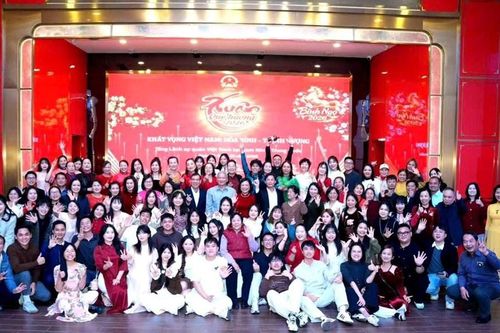Chương trình 'Tết Cộng đồng – Xuân Quê hương 2026' tại Nam Ninh thành công tốt đẹp