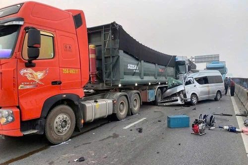 Vụ tai nạn 10 người thương vong: Đại hỷ thành đại tang