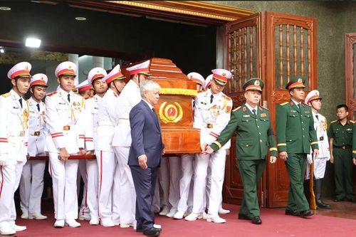 Lễ truy điệu Đại tướng, Anh hùng LLVT nhân dân Lê Văn Dũng