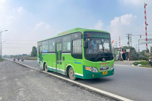 Tăng cường tuyến xe buýt kết nối với thôn Quang Lãng, xã Đại Xuyên (Hà Nội)