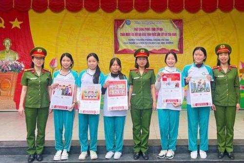 Tăng cường tuyên truyền phòng, chống thuốc lá điện tử, ma túy và bạo lực học đường