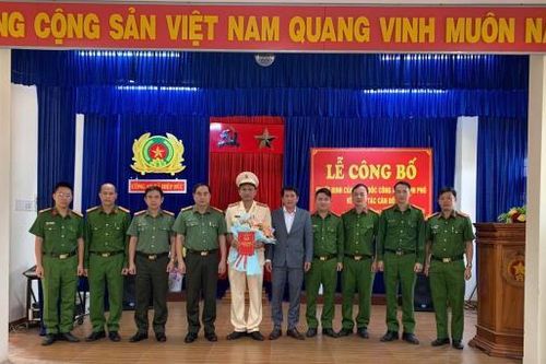 Bổ nhiệm Trung tá Trần Công Thịnh giữ chức Trưởng Công an xã Hiệp Đức