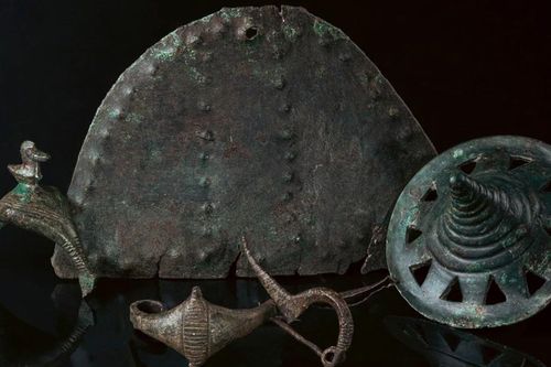Hàng trăm hiện vật kim loại 3.400 năm được tìm thấy ở Hungary