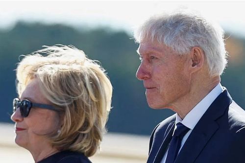 Vợ chồng cựu Tổng thống Clinton từ chối điều trần vì tỷ phú ấu dâm Epstein