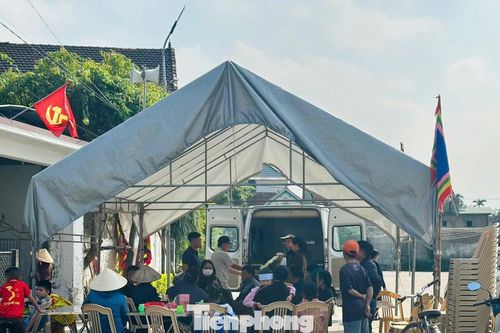Xe chở 11 người gặp nạn khi đi thăm nhà trai: Thắt lòng 3 đám tang cùng một xóm