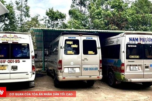 Phạt gần 150 triệu đồng đối với 3 xe khách 16 chỗ tạt đầu, tranh giành khách