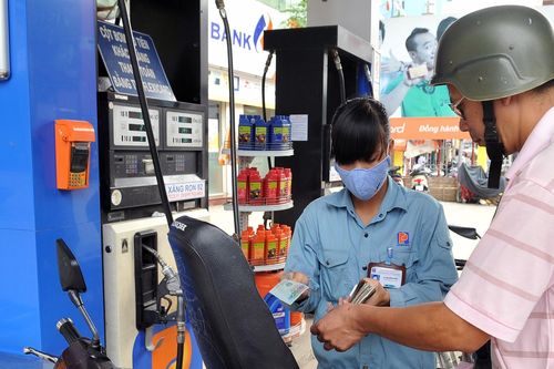 Giá xăng ngày mai dự báo tăng trở lại, chấm dứt chuỗi 5 lần giảm liên tiếp
