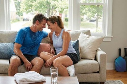 Pickleball và 'chuyện ấy': Thăng hoa hay mệt mỏi?