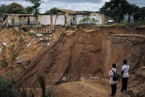 Lở đất ở Congo, ít nhất 43 người chết và mất tích