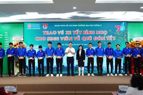 Giúp sinh viên về quê đón Tết