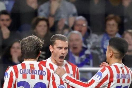 Antoine Griezmann sút phạt đẳng cấp đưa Atletico Madrid vào vòng tiếp theo Copa del Rey