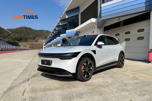 'Tận mục sở thị' Zeekr 7X – mẫu SUV điện cao cấp sắp về Việt Nam