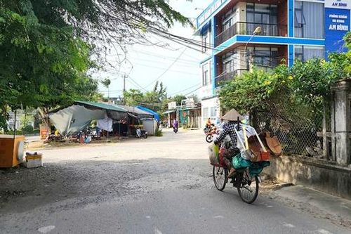 Di dời hộ dân cuối cùng, thi công hoàn thiện tuyến đường dở dang nhiều năm ở Quảng Ngãi