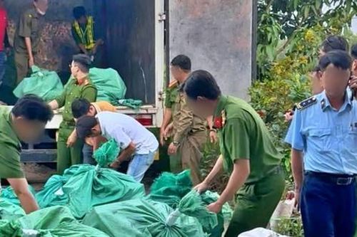 Phát hiện 4 tấn mỹ phẩm không hóa đơn, chứng từ ở Cà Mau