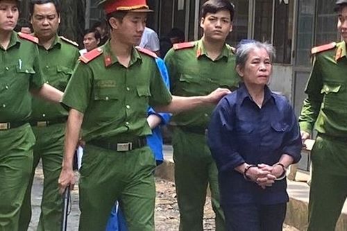 Phó giám đốc 'nổ' quen biết lãnh đạo cấp cao để lừa đảo chiếm đoạt tài sản