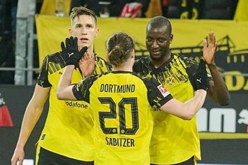Dortmund củng cố vị trí thứ hai trên BXH Bundesliga