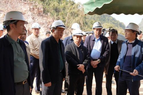 Bộ trưởng Bộ Xây dựng Trần Hồng Minh: Đẩy nhanh tiến độ, hoàn thành Dự án cao tốc Đồng Đăng - Trà Lĩnh giai đoạn 1 trong năm 2026