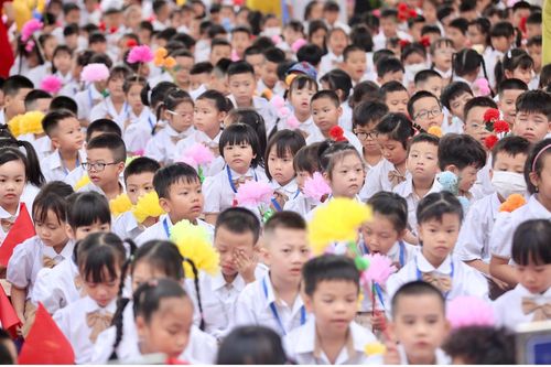 Lịch nghỉ Tết Nguyên đán Bính Ngọ của học sinh 12 tỉnh, thành