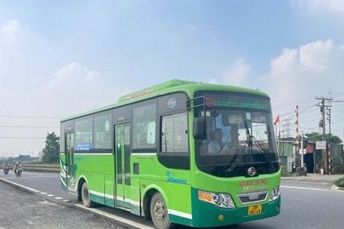 Tổ chức tuyến xe buýt kết nối với thôn Quang Lãng, xã Đại Xuyên