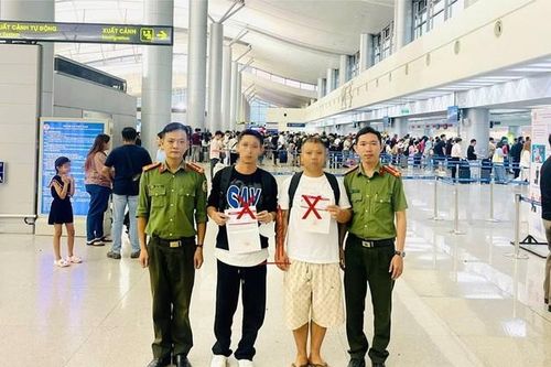 Trục xuất 2 người nước ngoài nhập cảnh trái phép vào Việt Nam