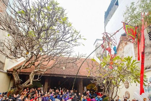 Phố cổ Hà Nội rộn ràng đón 'Tết Việt - Tết phố' năm 2026