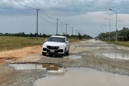 Có bất thường hay không tại gói thầu số 20 Khu kinh tế Dung Quất?
