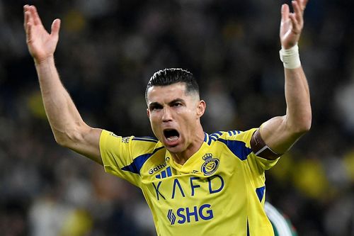 Ronaldo đối mặt nguy cơ bị cấm thi đấu 4 trận