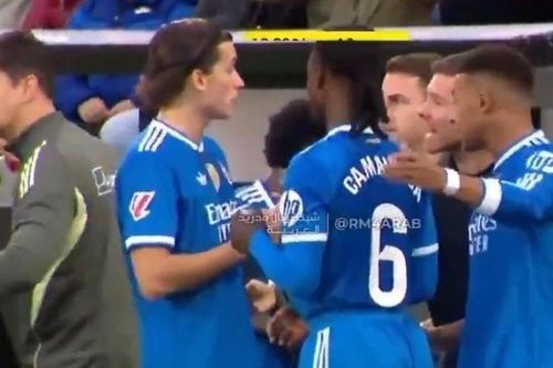 Cảnh tượng đáng lo ngại ở Real Madrid