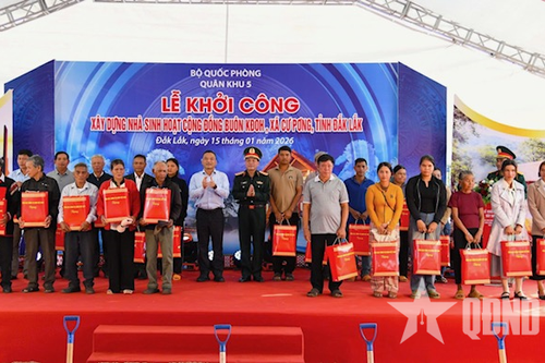 Thượng tướng Trương Thiên Tô dự khánh thành điểm trường, khởi công nhà sinh hoạt cộng đồng tại Đắk Lắk