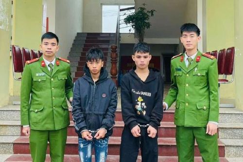 Trộm tiền công đức trong đền