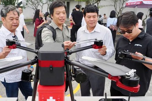 Khai mở không gian kinh tế mới từ UAV