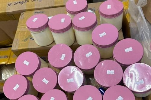 Cà Mau phát hiện hơn 4 tấn mỹ phẩm không rõ nguồn gốc xuất xứ