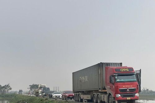 Đường nối Nghệ An - Hà Tĩnh (ĐT.542C) xuống cấp nghiêm trọng: Người dân mong sớm nâng cấp