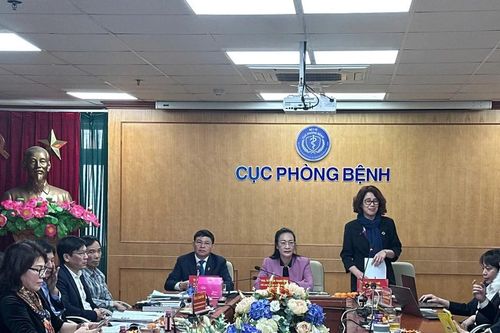 Đẩy mạnh các hoạt động tiếp cận từ chữa bệnh sang chủ động phòng bệnh