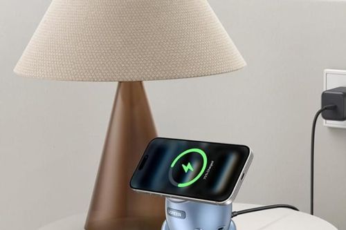 Ugreen trình làng sạc không dây hình tên lửa hỗ trợ chuẩn Qi2 25W cho iPhone 17