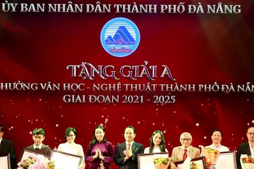 Trao thưởng 61 tác phẩm văn học, nghệ thuật xuất sắc giai đoạn 2021 - 2025