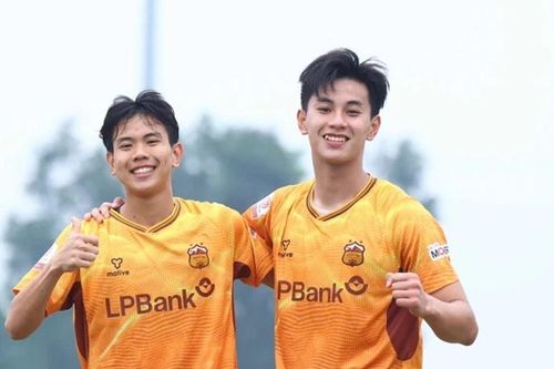 Trần Gia Bảo lập cú đúp giúp U19 HAGL thắng hủy diệt 6-2 tại giải U19 Quốc gia