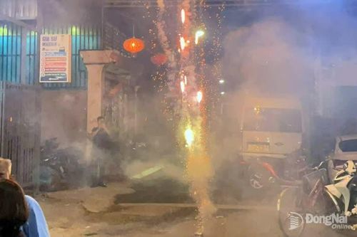 Người trẻ nói không với pháo nổ trái phép