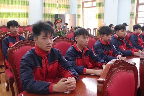 Phiên tòa lưu động, pháp luật trực quan