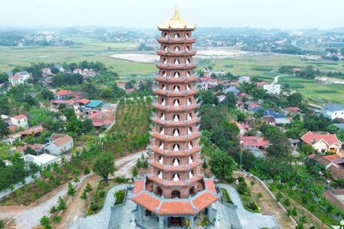 Bắc Ninh: Chiêm bái tượng Phật ngọc 8 tấn và Bảo tháp 13 tầng tại chùa Phúc Sơn