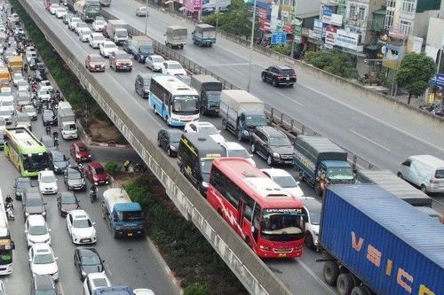 Từ hôm nay, Hà Nội cấm xe tải trong nội đô theo khung giờ