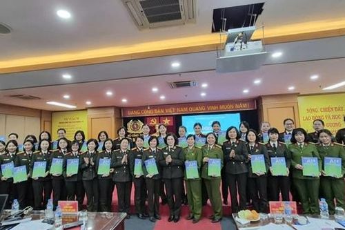 Phong trào Phụ nữ CAND hướng mạnh về cơ sở, gắn với xây dựng thế trận lòng dân