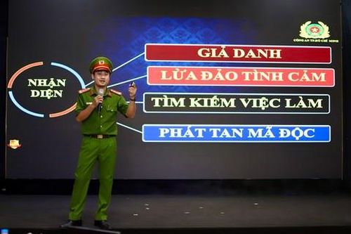 Kỳ 1: Tỉnh táo trước AI và văn bản giả 'mật' để chống phá