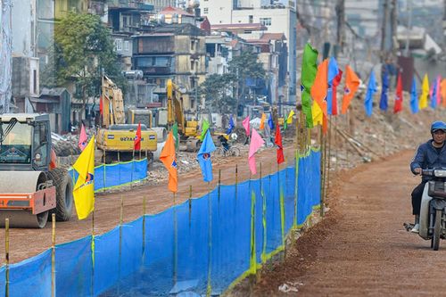 Cận cảnh tuyến đường 'đắt nhất hành tinh' sau khi thông tuyến kỹ thuật
