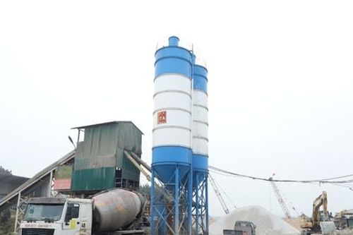 Hà Nội xử lý dứt điểm trạm trộn bê tông ngoài bãi sông