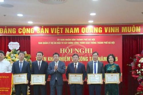 Hàng loạt dự án giao thông trọng điểm của Thủ đô bảo đảm tiến độ, chất lượng