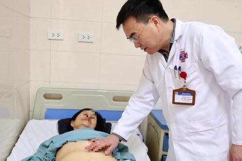 Lần đầu tiên tại Việt Nam, bác sĩ Bệnh viện K ứng dụng kỹ thuật mới điều ung thư nội mạc tử cung