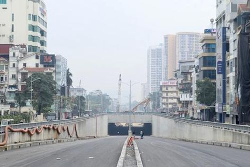 Cận cảnh hầm chui Kim Đồng những ngày nước rút chuẩn bị thông xe kỹ thuật