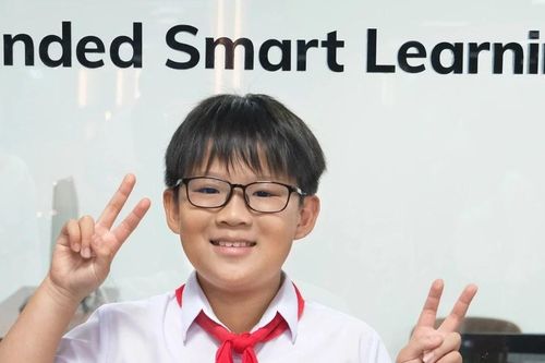 Ấn tượng nam sinh 10 tuổi và số điểm IELTS 'on top' ngay từ lần thi đầu đời
